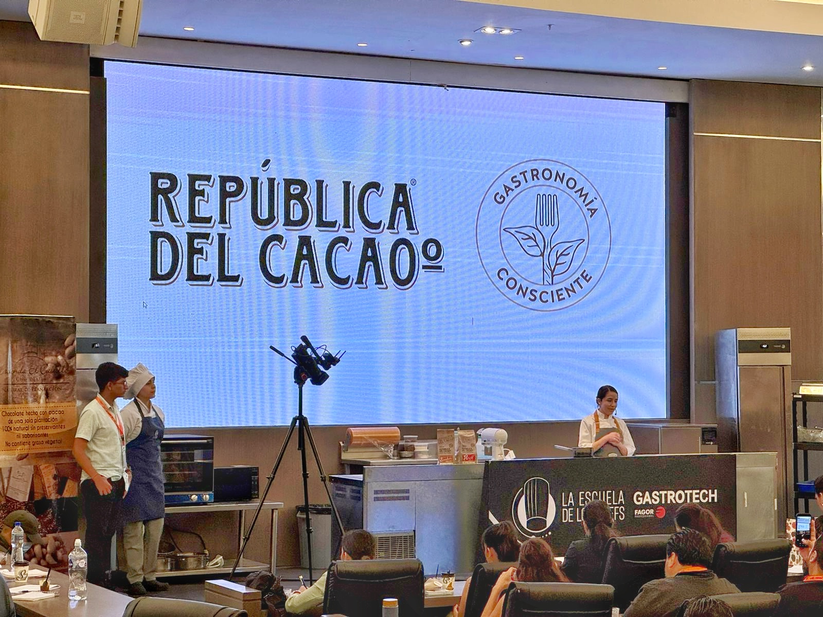 f09fd00a-e051-4d39-8e22-dc3ce114abba Cacao Talks: ¿Por qué ser una Empresa B? - 1